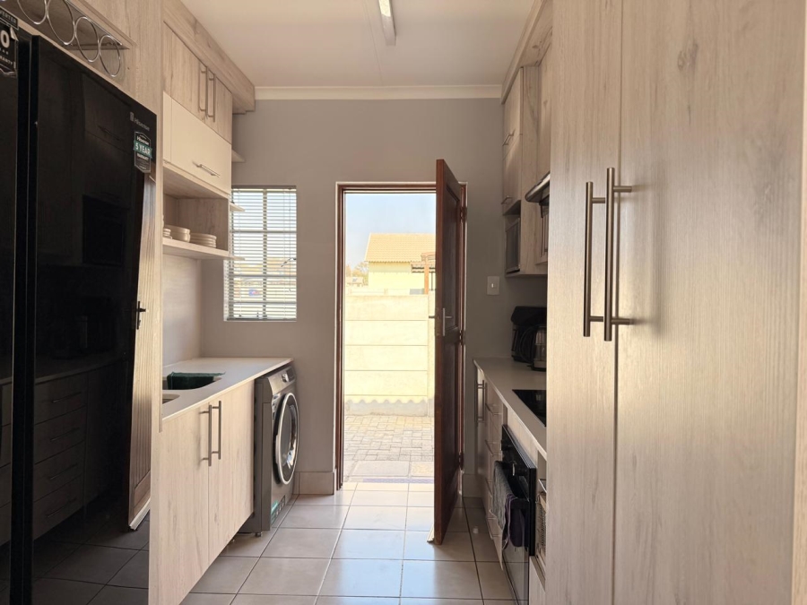 3 Bedroom Property for Sale in Waterkloof East North West